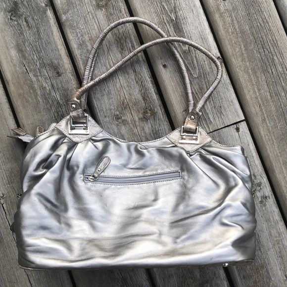 Large Handbag - Picture 6 of 10